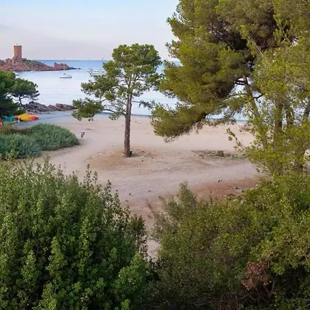 אתר קמפינג Mobilhome 4 Etoiles - Piscine - Eechid Saint-Raphaël